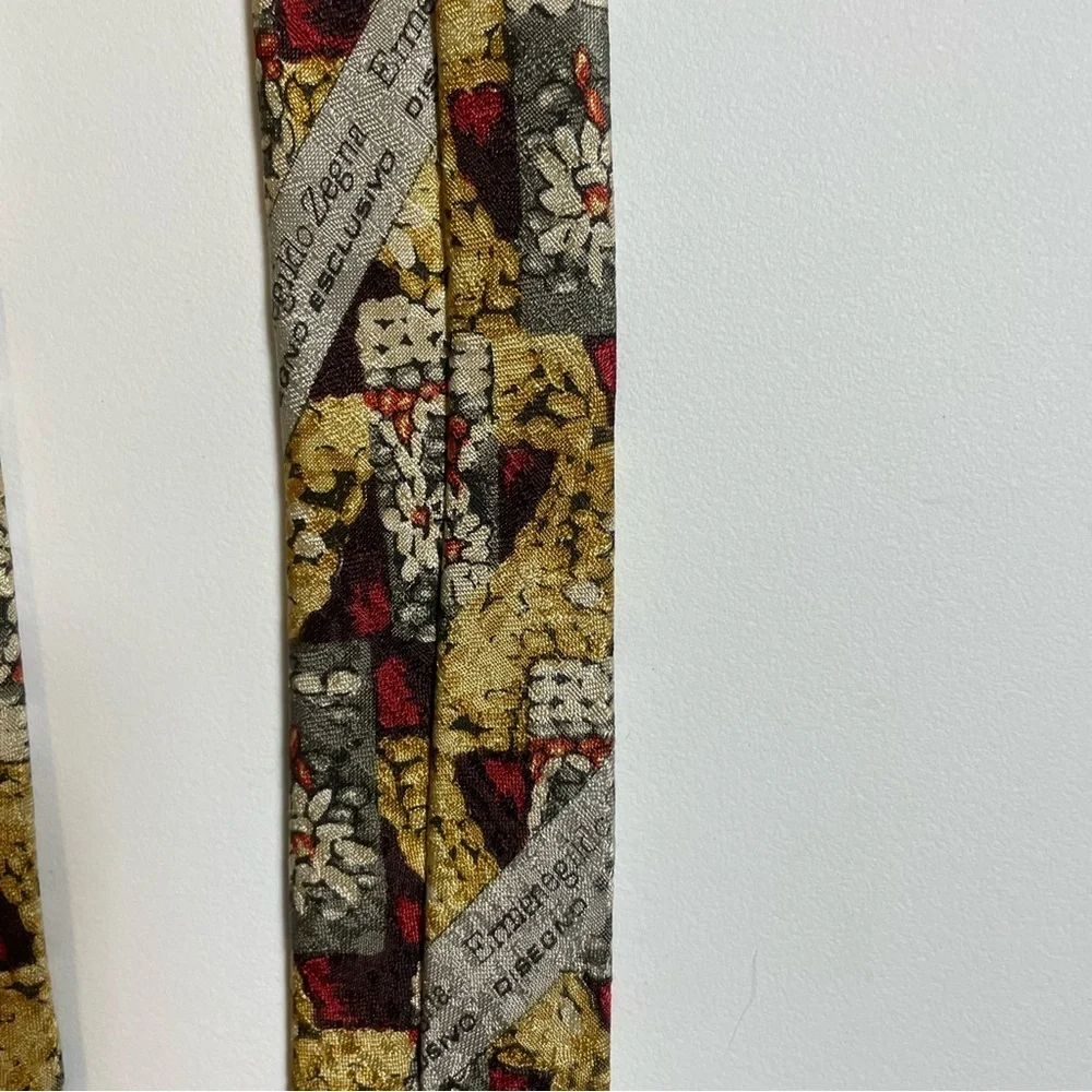 Ermenegildo Zegna Silk Daisy Geometric Luxury Professional Old Money Tie